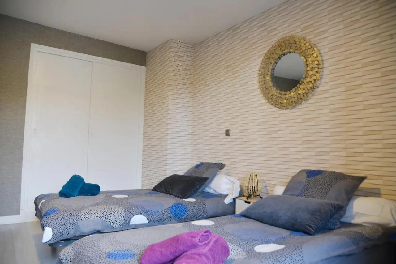 La Loge De Bellerive ,Esprit Design Et Deco Pour 6 Personnes Apartment 0*, Bellerive-sur-Allier France