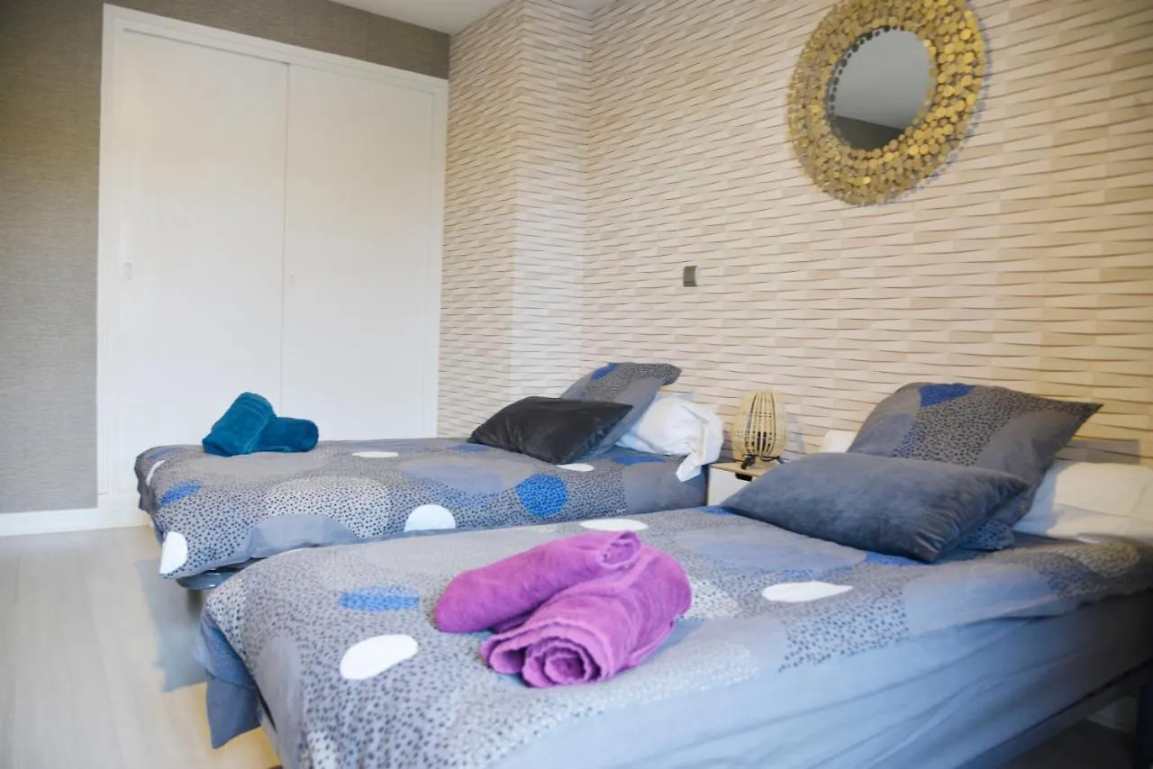 La Loge De Bellerive ,Esprit Design Et Deco Pour 6 Personnes Apartment France